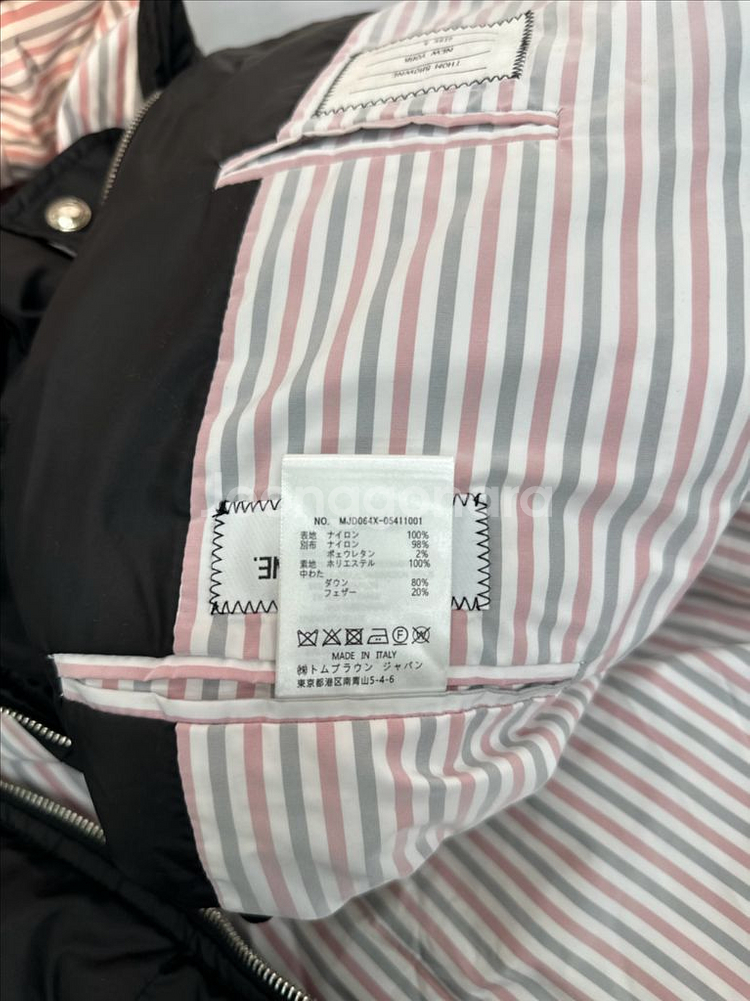 (3)톰브라운 사선 봄버 패딩자켓 블랙--9