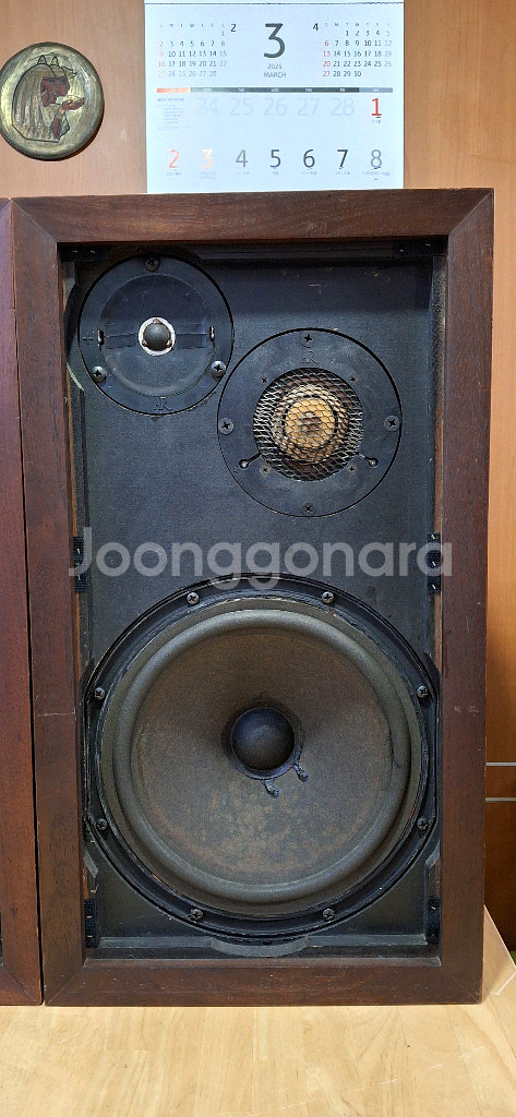 AR-3a speaker--2
