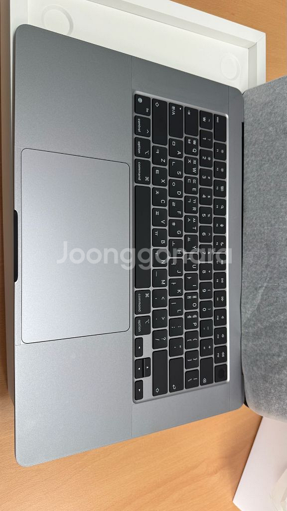 (SS급 풀박) 맥북 에어 M3 15인치 8GB/256GB (2025년형 스페이스그레이)--9