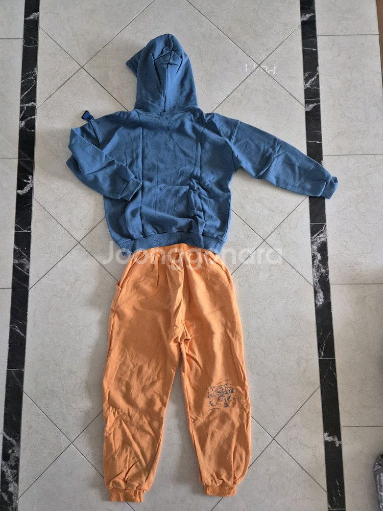 비제이(Be.j) 상하의세트(S) 판매해요.--4