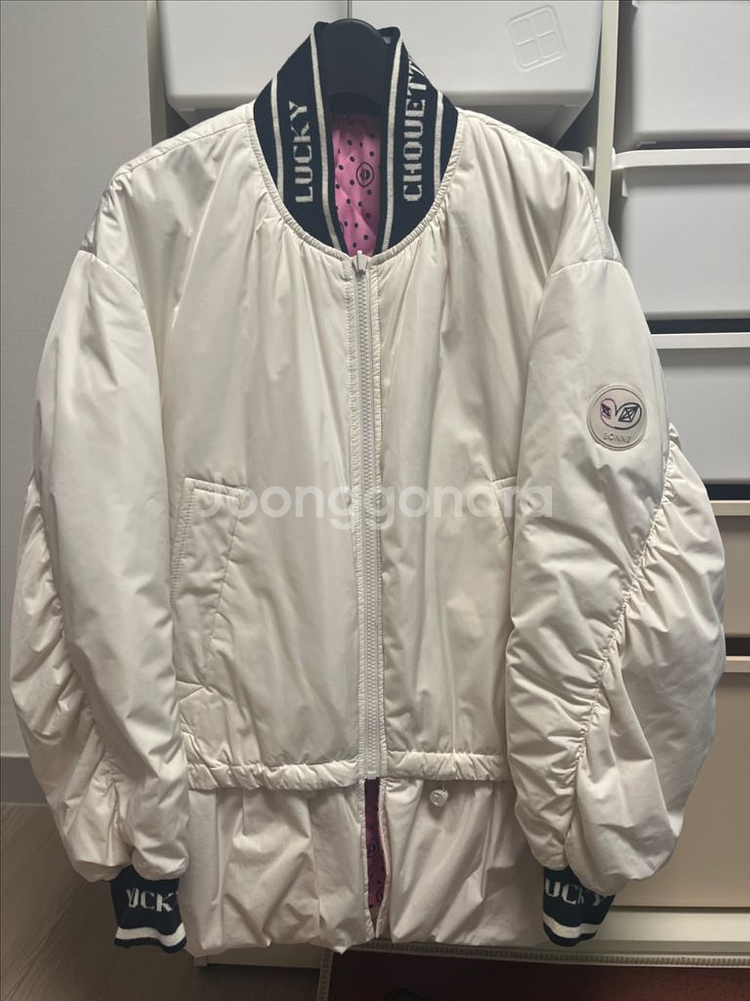 럭키슈에뜨 패딩 점퍼--0