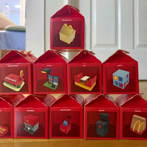 맥도날드 해피밀 미니맥도날드 10종 전체 세트 판매합니다.