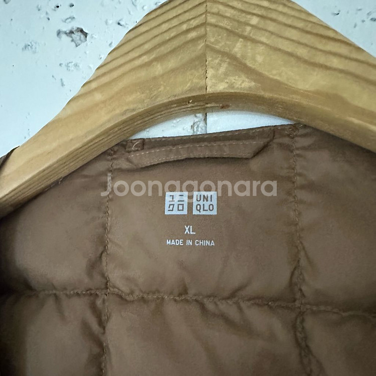 XL 유니클로 경량 패딩 조끼--2