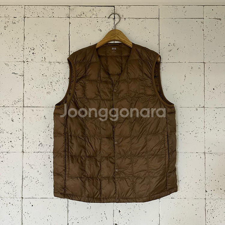 XL 유니클로 경량 패딩 조끼--0