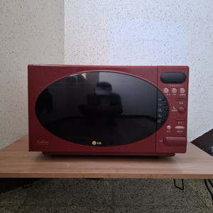 LG 패션 커브 전자레인지 MR-251M 판매합니다~~