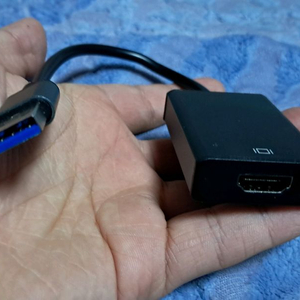 USB-C HDMI 변환 어댑터