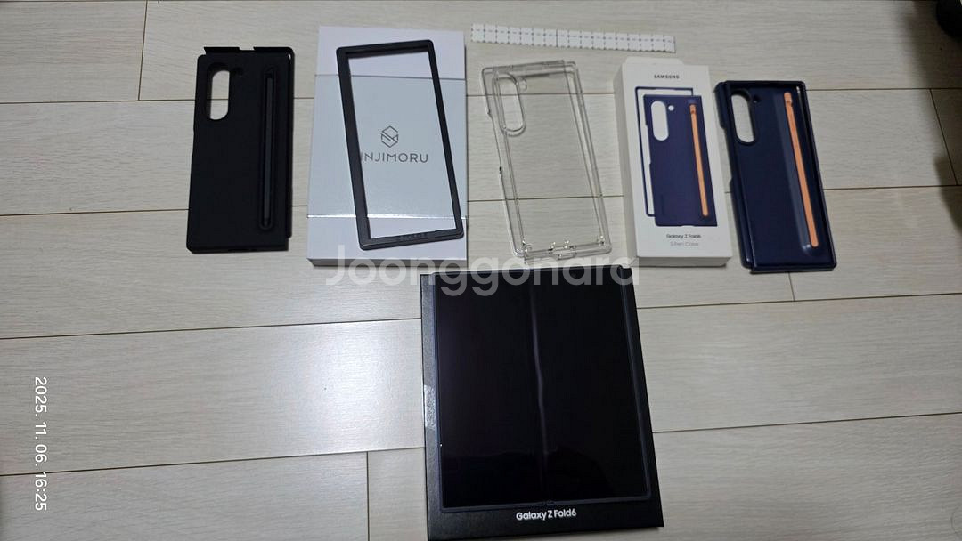 갤럭시 Z폴드6 네이비 512GB 자급제 풀박 판매합니다--0