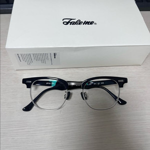 페이크미 그레이 블랙 실버