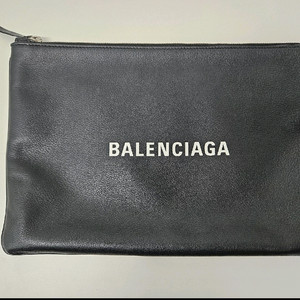 발렌시아가 로고 클러치백