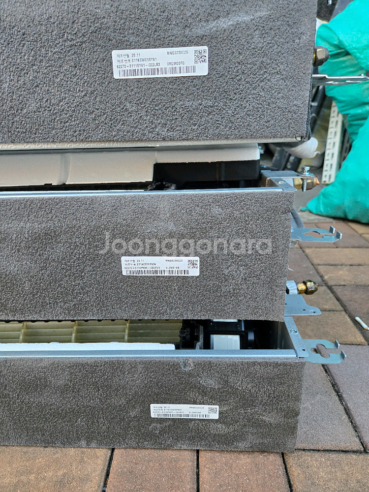 LG 휘센 천장형 에어컨 냉전6평 3대입니다 MUQ0721A23V 6--1