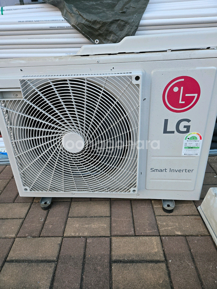 LG 휘센 천장형 에어컨 냉전6평 3대입니다 MUQ0721A23V 6--3
