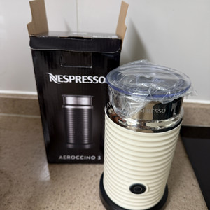 네스프레소 에어로치노3 우유 거품기