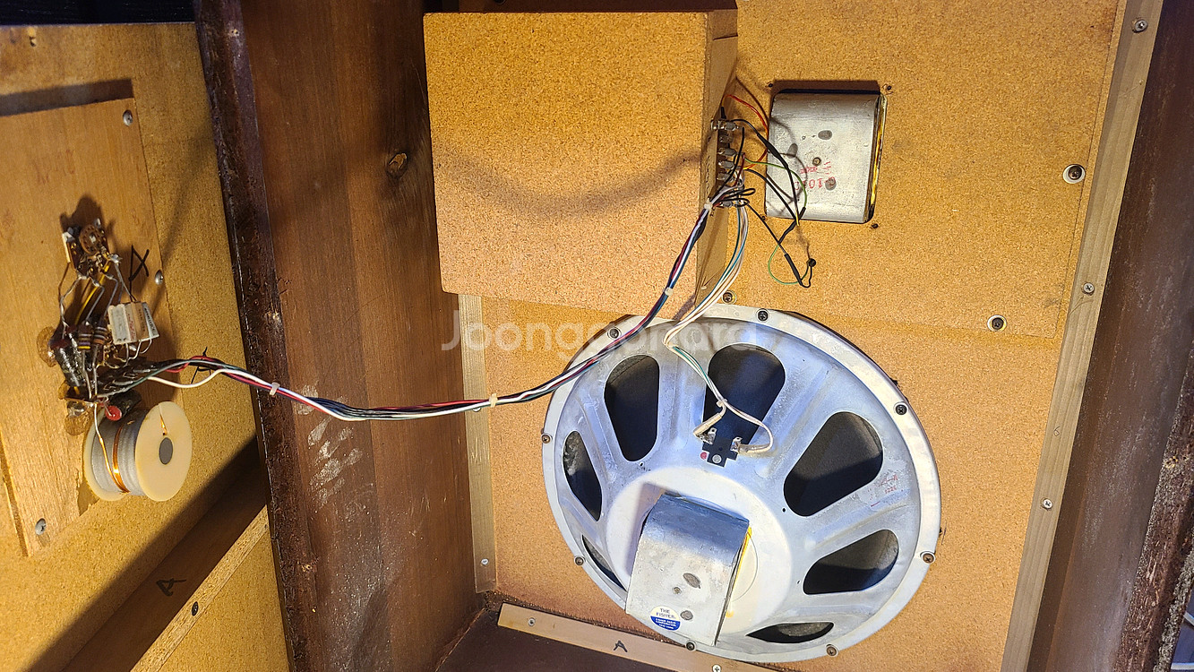 THE FISHER XP-10 SPEAKER--4