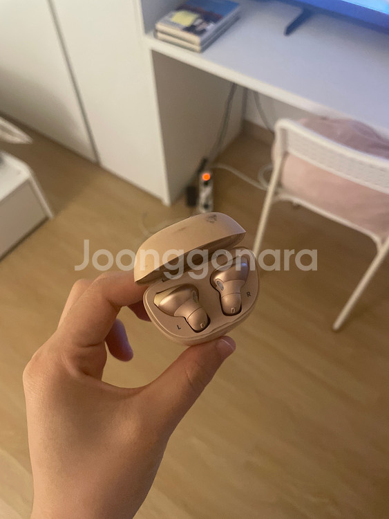 JBL TUNE 220TWS 무선 이어버드--1