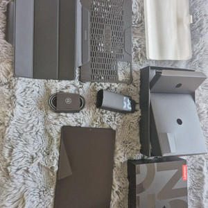 레노버 리전 Y700 3세대 한국정발 램16GB 용량512GB 풀박스