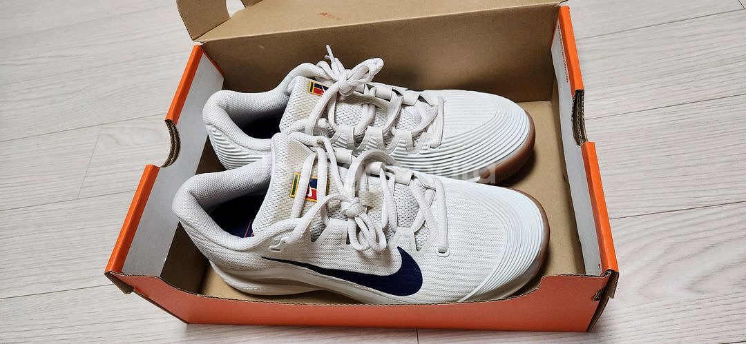 나이키 베이퍼 테니스화 235--0