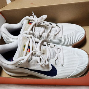 나이키 베이퍼 테니스화 235