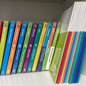 튼튼영어 규리앤프렌즈 책 14권+씨디와디비디 12개