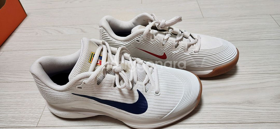 나이키 베이퍼 테니스화 235--5