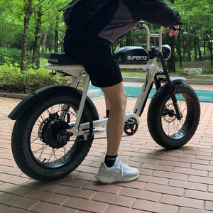 슈퍼73 전기자전거 SUPER73 S2 아폴로 화이트 국내정발