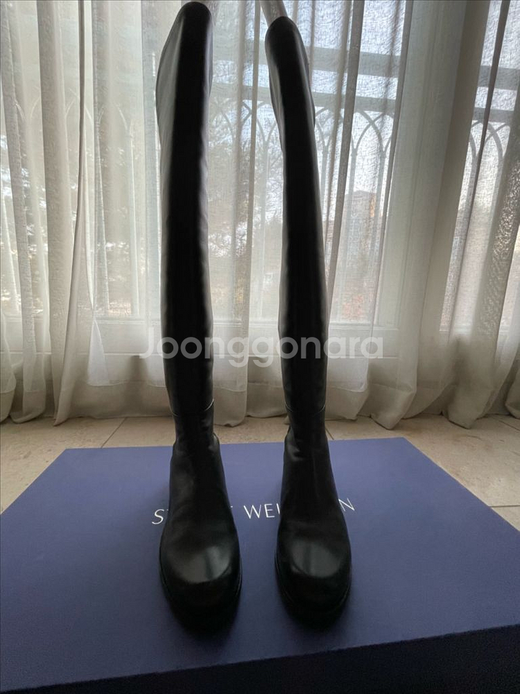 스튜어트 와이츠먼 5050 나파 가죽 부츠--0