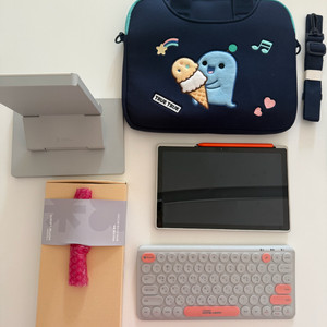 홈런 i-Scream edu 태블릿 풀박스, 아이스크림홈런 프리미엄 퓨어그레이, 신품구입 후 정상해지 공기계