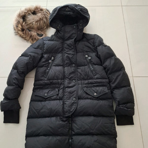 몽클레어 프라곤(아프로티) 패딩 0