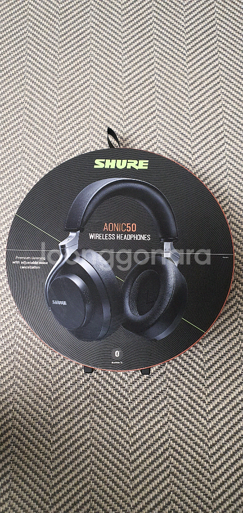 SHURE AONIC50 무선헤드폰 판매합니다.--0