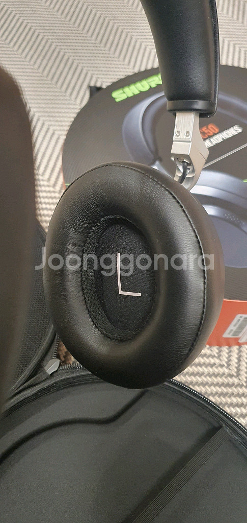 SHURE AONIC50 무선헤드폰 판매합니다.--4