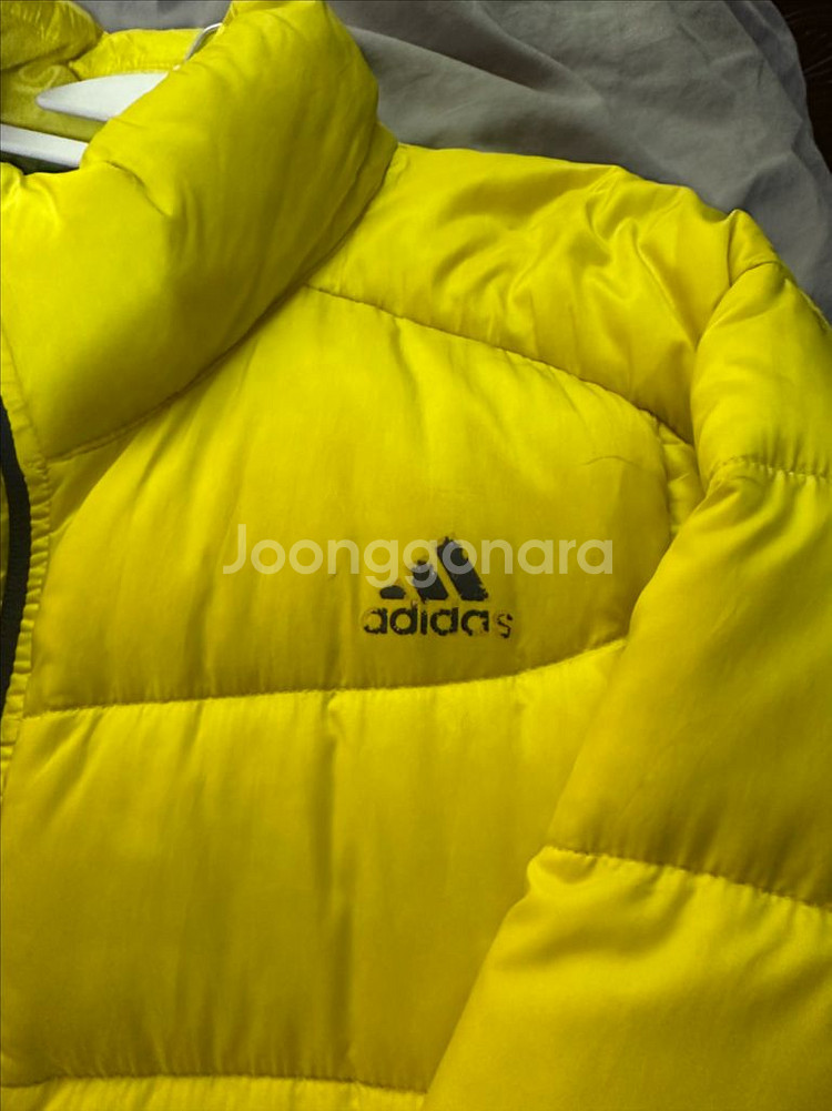 아디다스 경량 다운 패딩 점퍼--1