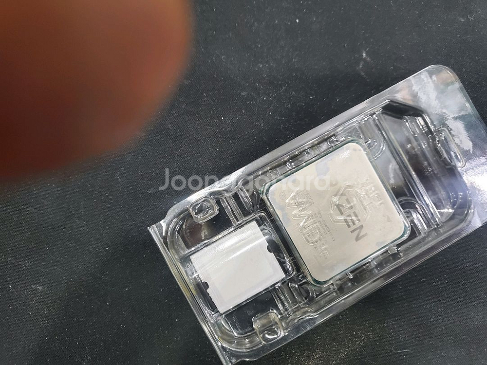 고장난 라이젠 7 5800x 부품 4만--1