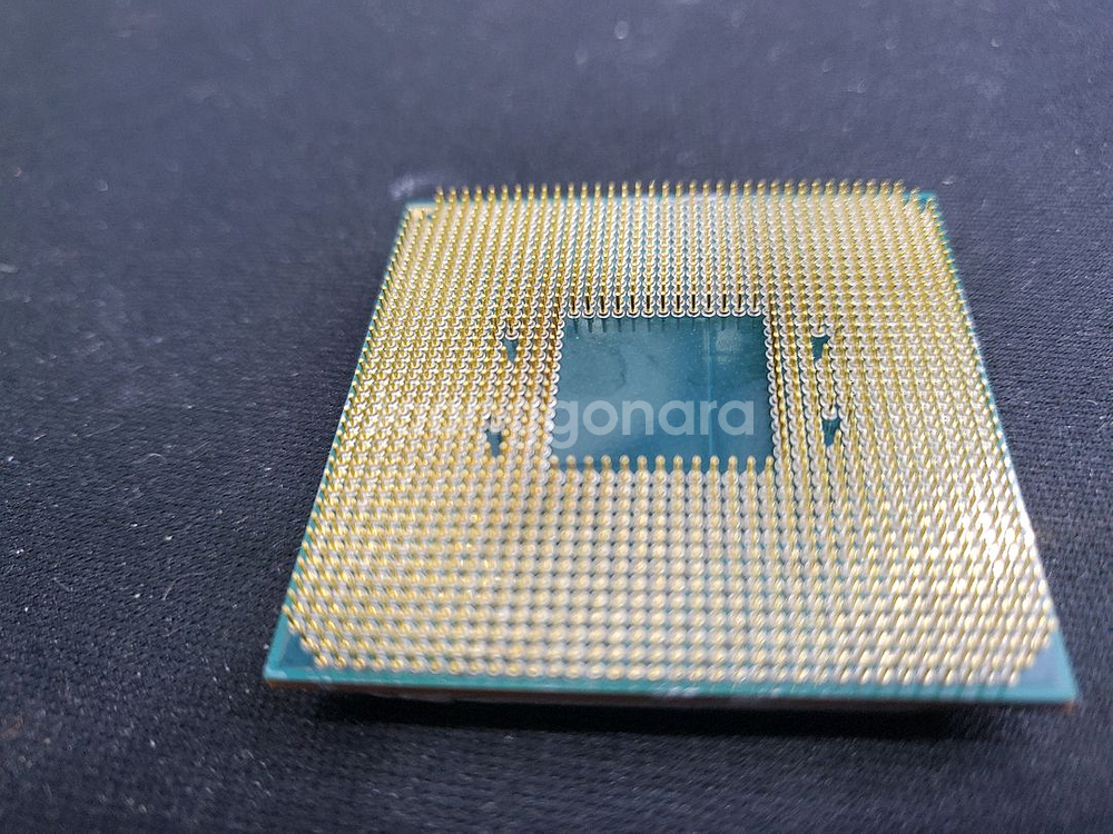 고장난 라이젠 7 5800x 부품 4만--4