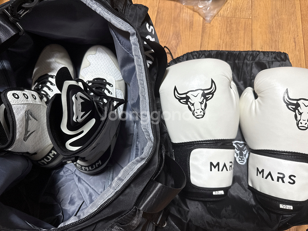 MARS 복싱글러브, VENUM 복싱화+ 가방까지--0