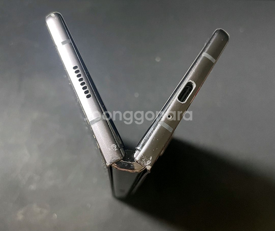 갤럭시Z폴드2 톰브라운 에디션 기기단품--3