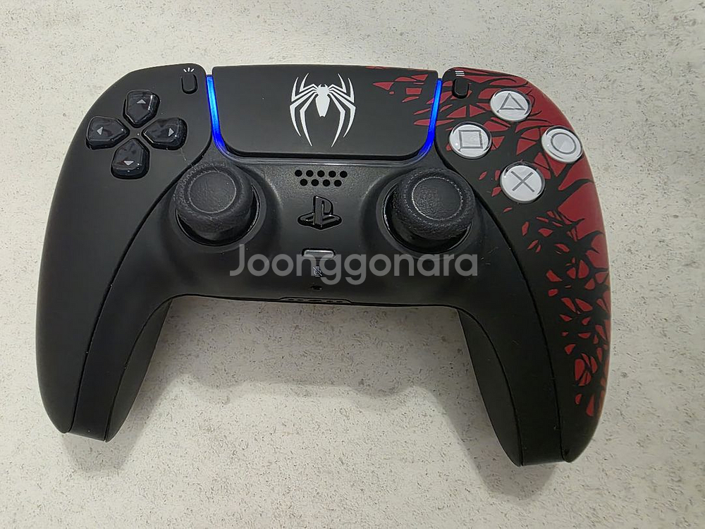 플스5 듀얼센스 스파이더맨 한정판 S급--0