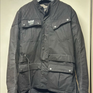 트라이엄프 x 바버 콜라보 바이크 자켓