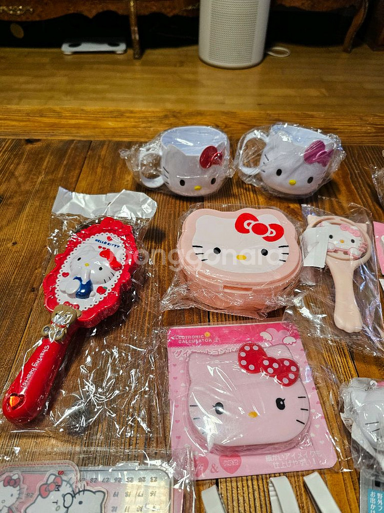새상품) 헬로키티 시나모롤 캐릭터 산리오 상품 빗 브러쉬 거울 계산기등--1
