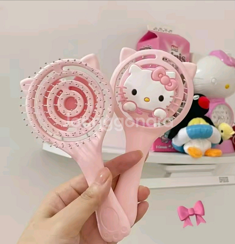 새상품) 헬로키티 시나모롤 캐릭터 산리오 상품 빗 브러쉬 거울 계산기등--6