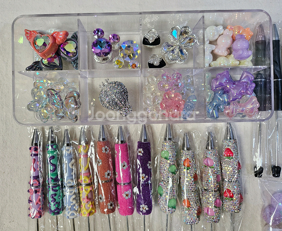 수제볼펜비즈공예재료 피규어.보석장식.볼펜대. 일괄판매--4