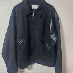 아우터 바시티 자켓 Free