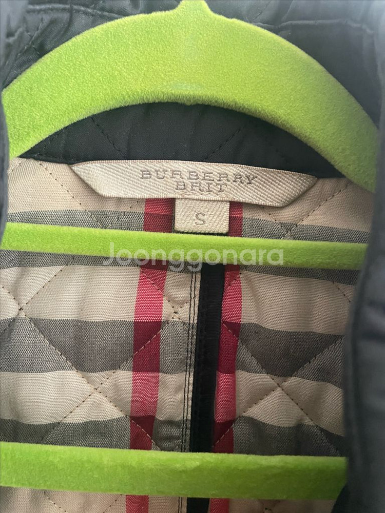 버버리 퀼팅 코트--1