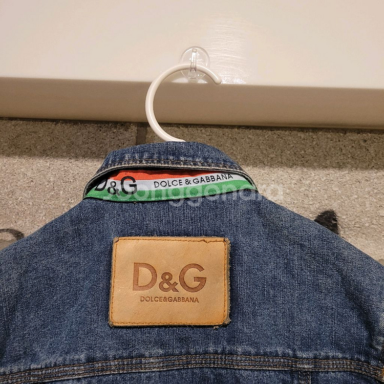돌체앤가바나 크롭 데님 자켓 M--4