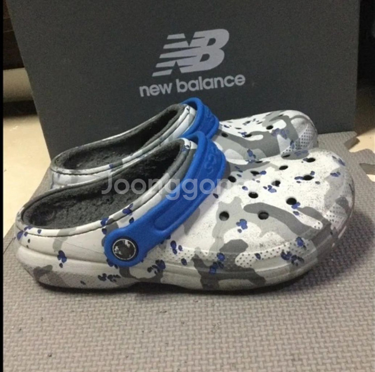 크록스 털크록스J2 210 카모그레이 아동샌들--3