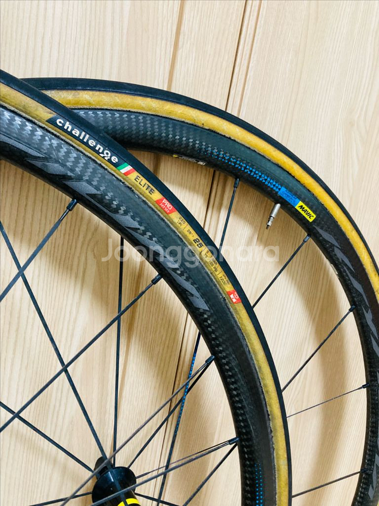 노바텍 임펄스 휠셋. 마빅 시리움 카본SL 오트루트 휠셋.--4