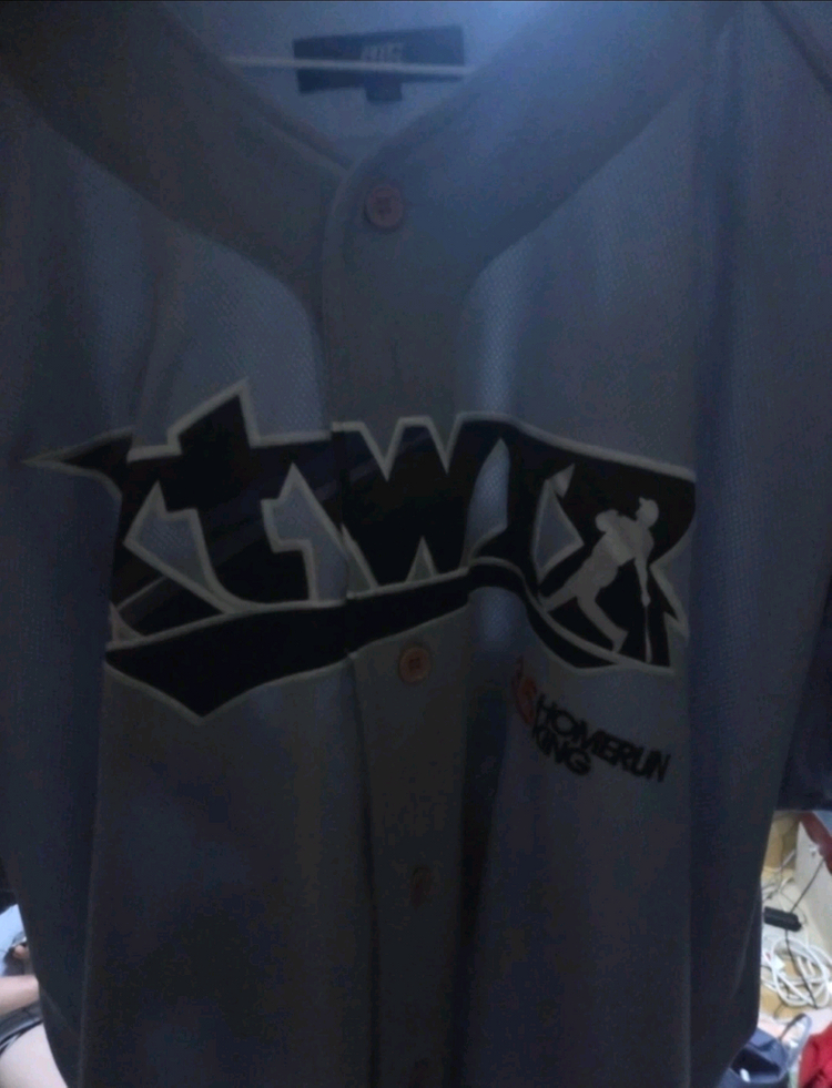 박병호기념유니폼 이미지