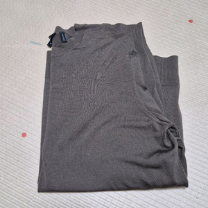 띠어리 리갈울 니트