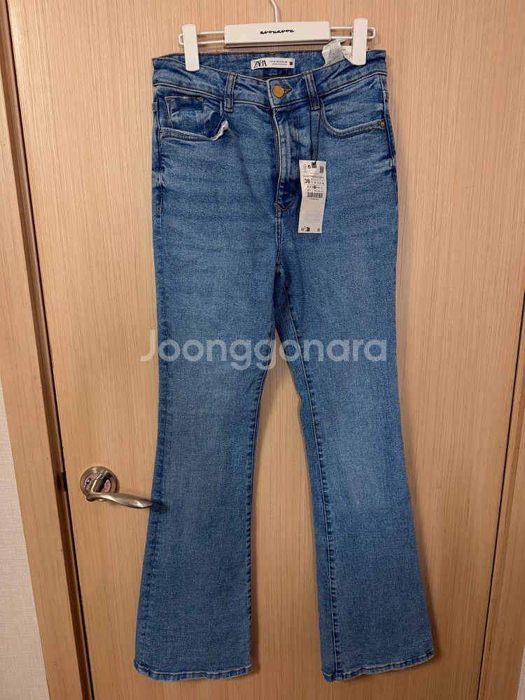 택O,28사이즈) 자라 Z1975 플레어핏 하이웨스트 청바지 부츠컷 데님--3