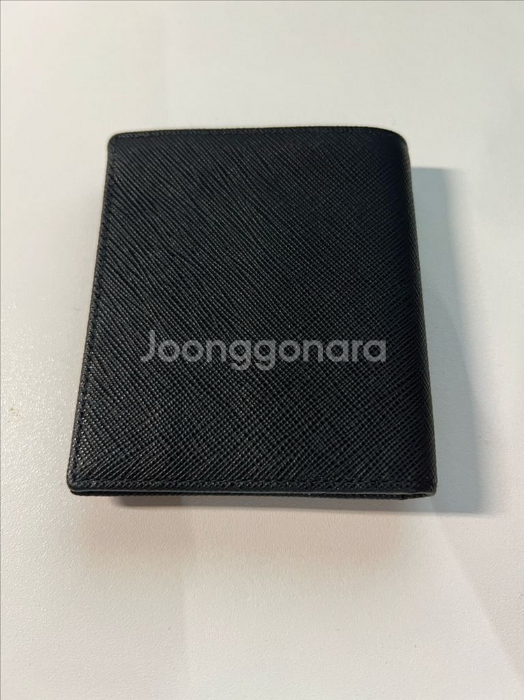 프라다 사피아노 레더 남성 반지갑--1