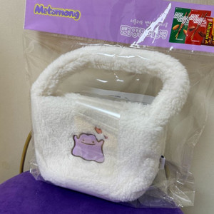 씨유 CU 포켓몬 메타몽 뽀글 양털 에코백 흰색