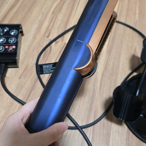 다이슨 에어스트레이트너 블루코퍼